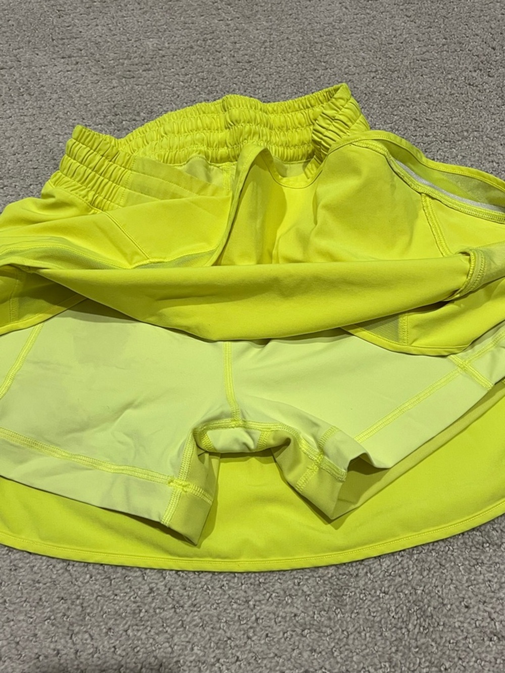 Lululemon Hotty Hot Neon Yellow Skort Skirt long Size 8 - Picture 4 of 13